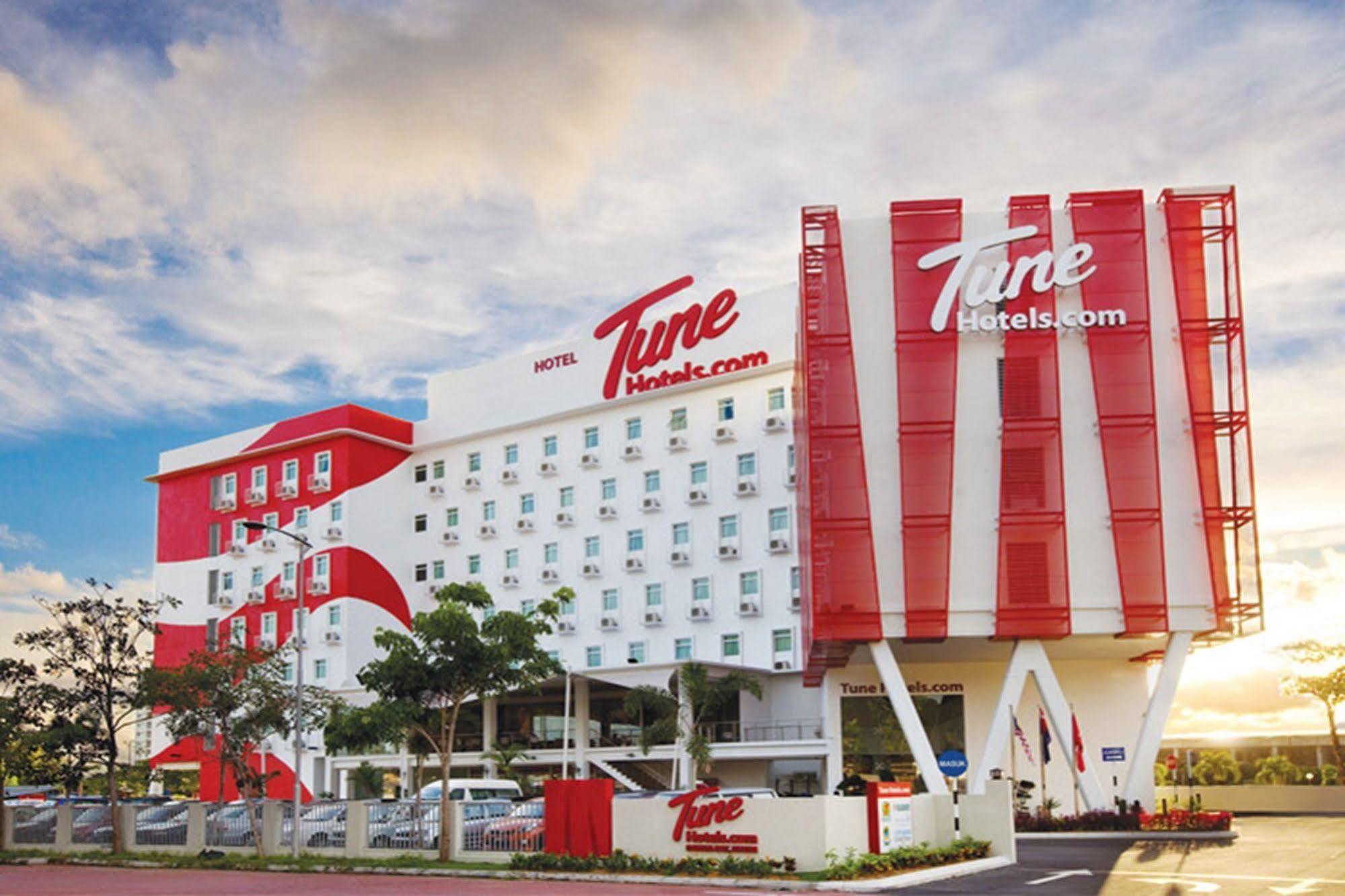 Tune - Danga Bay Johor Hotel 3*